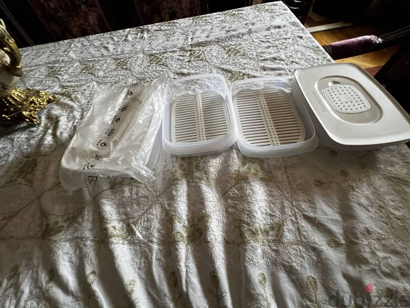 Tupperware cool stackables set 3
