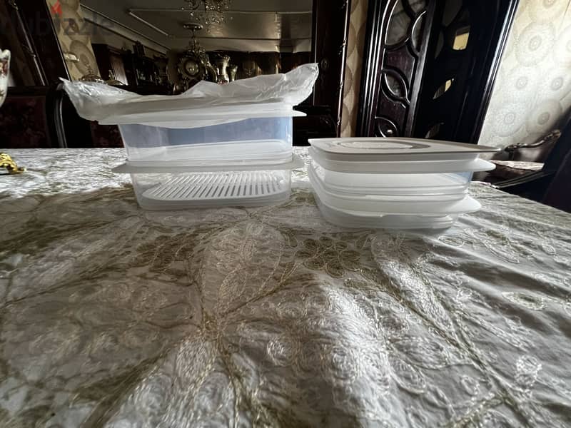 Tupperware cool stackables set 4