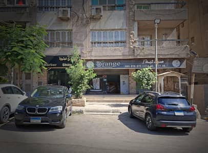 صيدلية بجوار الحديقة الدولية مرخصة للإيجار – جاهزة للتشغيل الفوري
