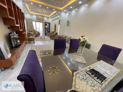 Furnished 200 sq m apartment for rent in Al Narges 3 Villas, Fifth Settlement, near Fatima El Sharbatly Mosque, Future University, and the American Un