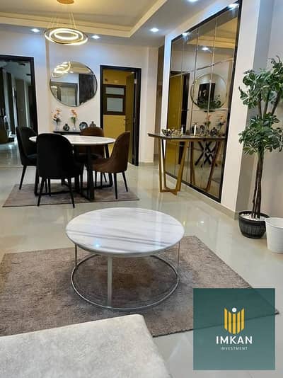 Ready for immediate handover: A finished 3-bedroom apartment for sale in Mayan Compound. Available with a 1 million EGP down payment and a 10-year ins