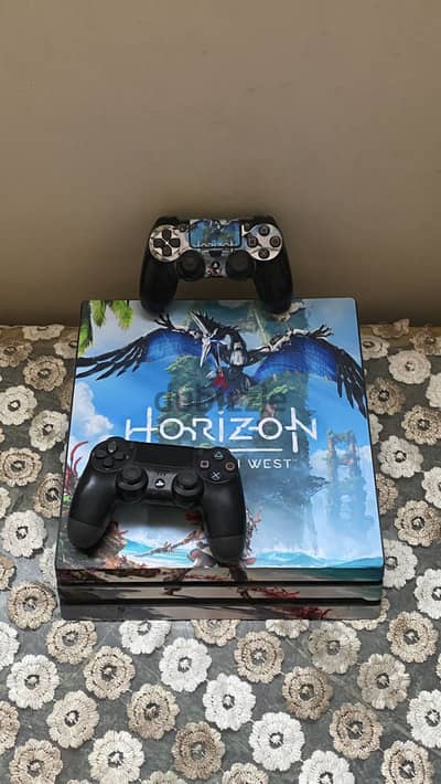Ps4 proمتهكر وعليه الالعاب مساحه ١ تيراا