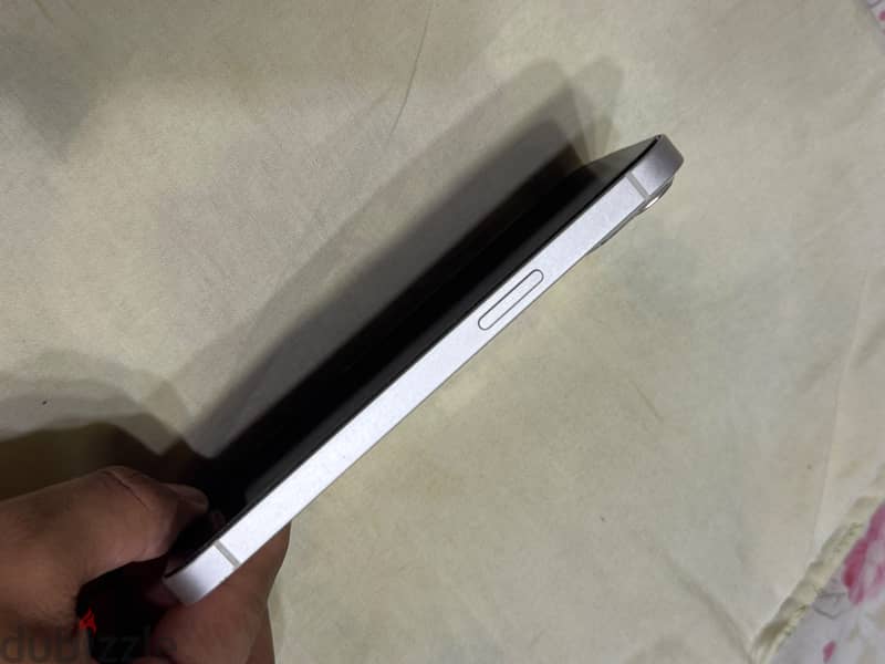 Apple - iPhone 13 3