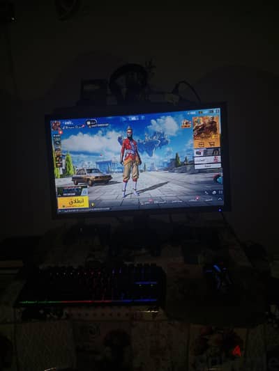 كمبيوتر جيمنج كامل بأكسسواراته