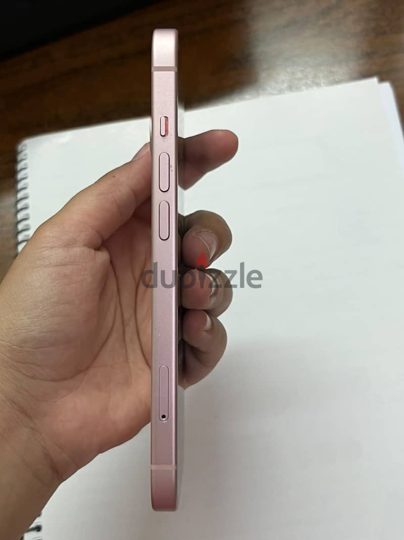 Apple - iPhone 15 4