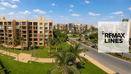 للبيع شقه 170م فيو وايد جاردن و تشطيبات خاصه في b8 ارقي المراحل بمدينتي