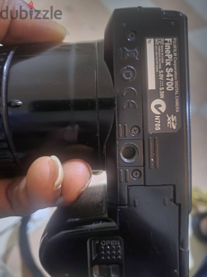 FinePix S4700 4