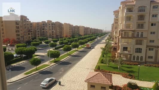 لعشاق المساحات الكبيرة | شقة مميزة للبيع في مدينتي 325 متر علي ميدان مفتوح
