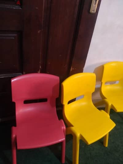 كراسى حضانة