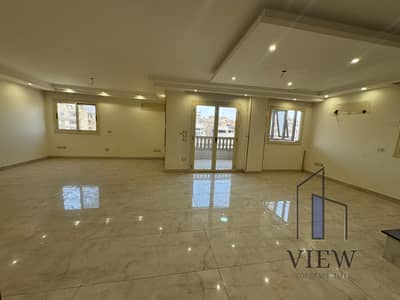 شقة للبيع مميزة جدا شارع الحجاز الرئيسي موقع مميز جدا مصر الجديدة قرب جميع الخدمات عمارة حديثة دور مميز