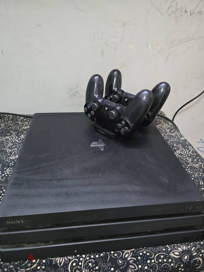 ps4 pro 3
