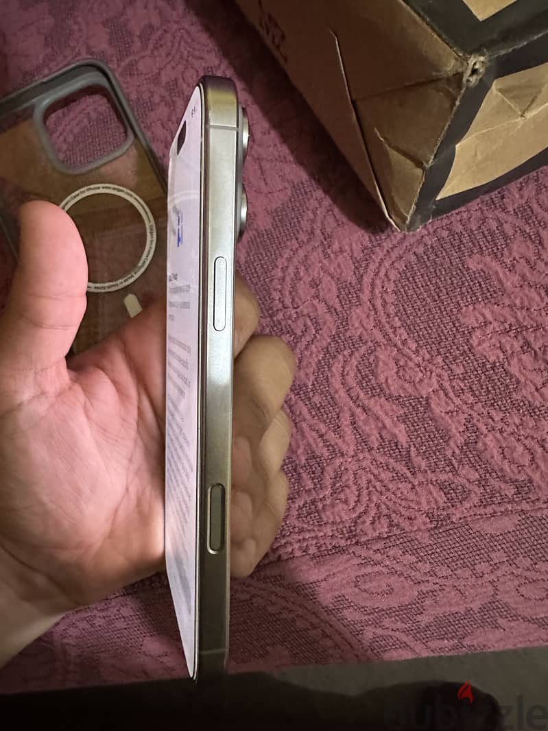 Apple - iPhone 16 Pro Max 7