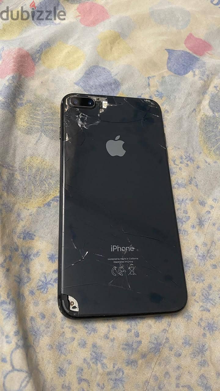 Apple - iPhone 8 Plus 2