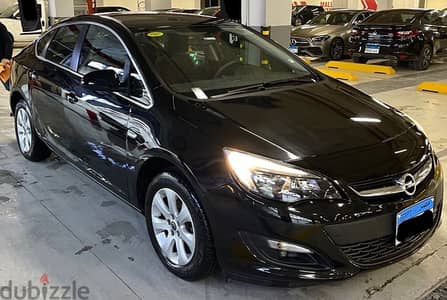 2020 Opel Astra Turbo 16,000 KM استرا تربو 16,000 ك فقط