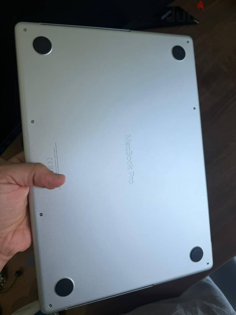 Macbook pro m4 2