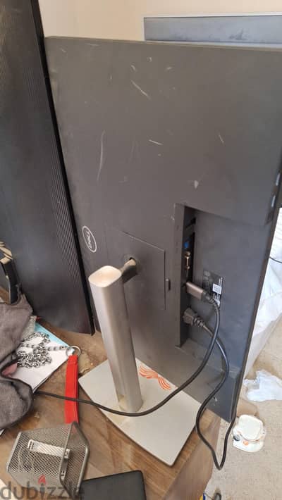شاشه ديل٢٧ hdmi بحاله ممتازه