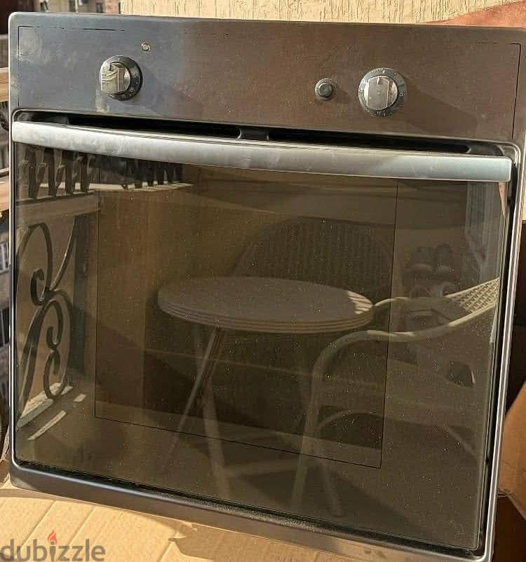 ariston built-in oven 1