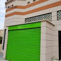 محل مساحه 6 م امامه مساحه كبيره خاصه به بها صرف و مياه يصلح لجميع الانشطه التجاريه