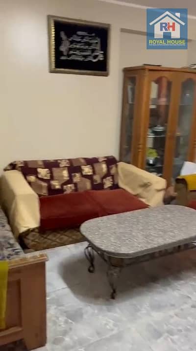 90 sq m apartment for sale on Ahmed Abdel Hamid Street, next to Awlad Ragab, El Naam Square, Ain Shams.