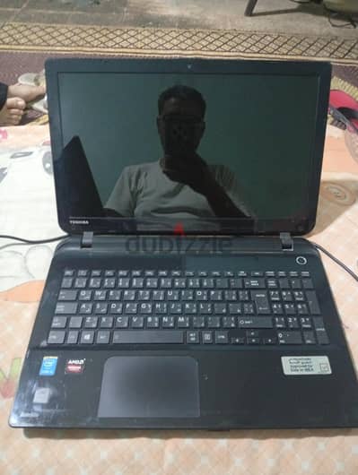 لابتوب توشيبا من Ghazal status