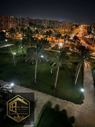 الشقة الوحيدة في الرحاب بمقدم 3,700  بعائد ايجاري مضمون ميقلش عن 50 ألف شهرياً 