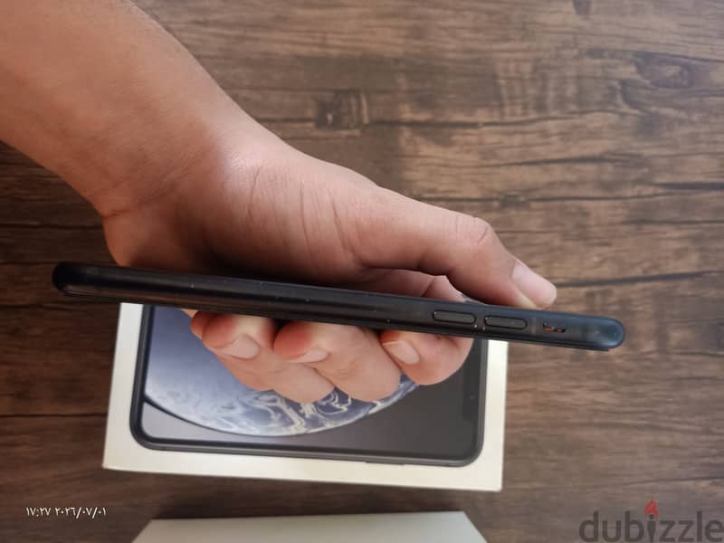 Apple - iPhone XR 6
