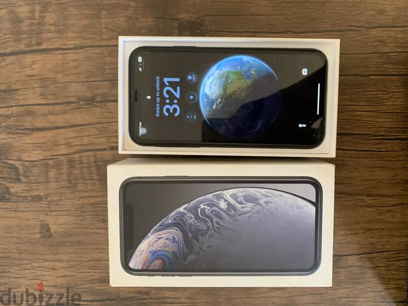 Apple - iPhone XR 7