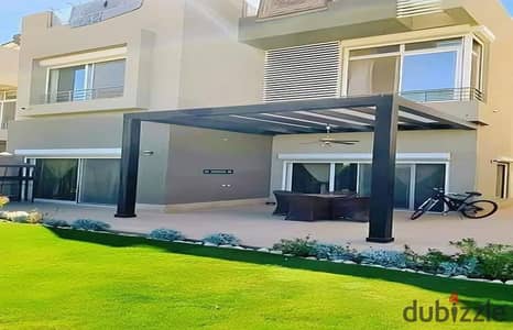 Prime located twin house and the rest in installments in The Crown Palm Hills, next to Golf Views and New Giza, just minutes from Al Jazeera Club