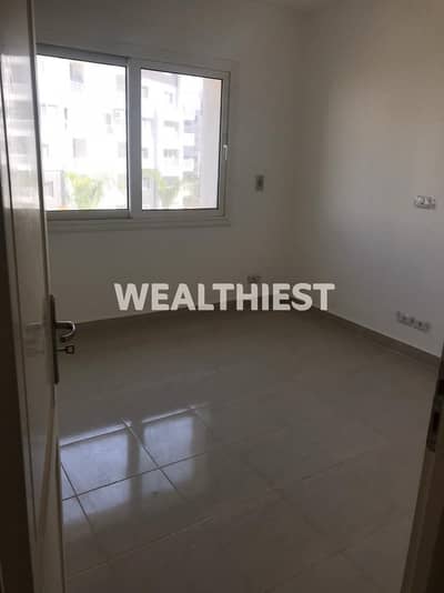 Rare Investment Opportunity Cash Studio for Sale in Prestigious Madinaty B8 with Garden  View near Madinaty Club The Spine and Banking