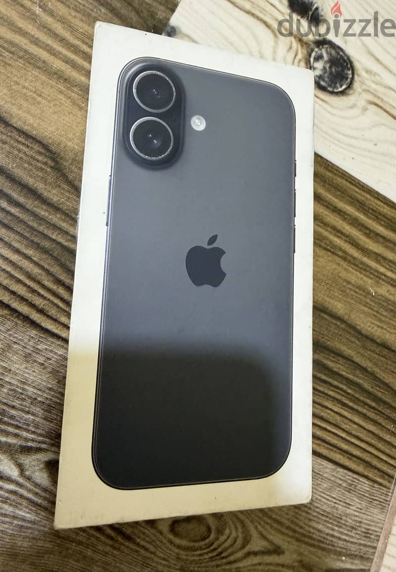 Apple - iPhone 17 4