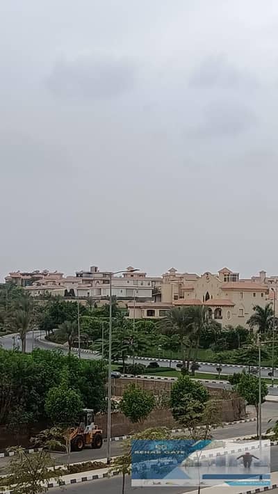 Apartment for rent in Al Rehab 2   New Phase 7 near the Eastern Market   View of villas   Second floor with elevator  Good condition, finished by