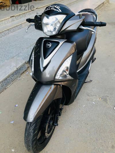 scooter Sym st 200cc -2019