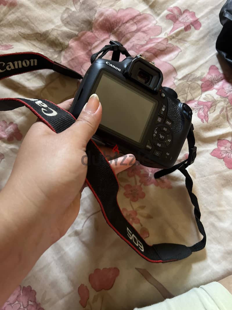 Canon eos 1300 d 6