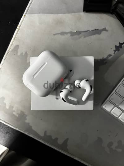 Airpods pro 3 like new