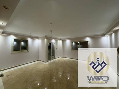 Apartment for rent empty in 6th of October first district in front of Dolphin Mall