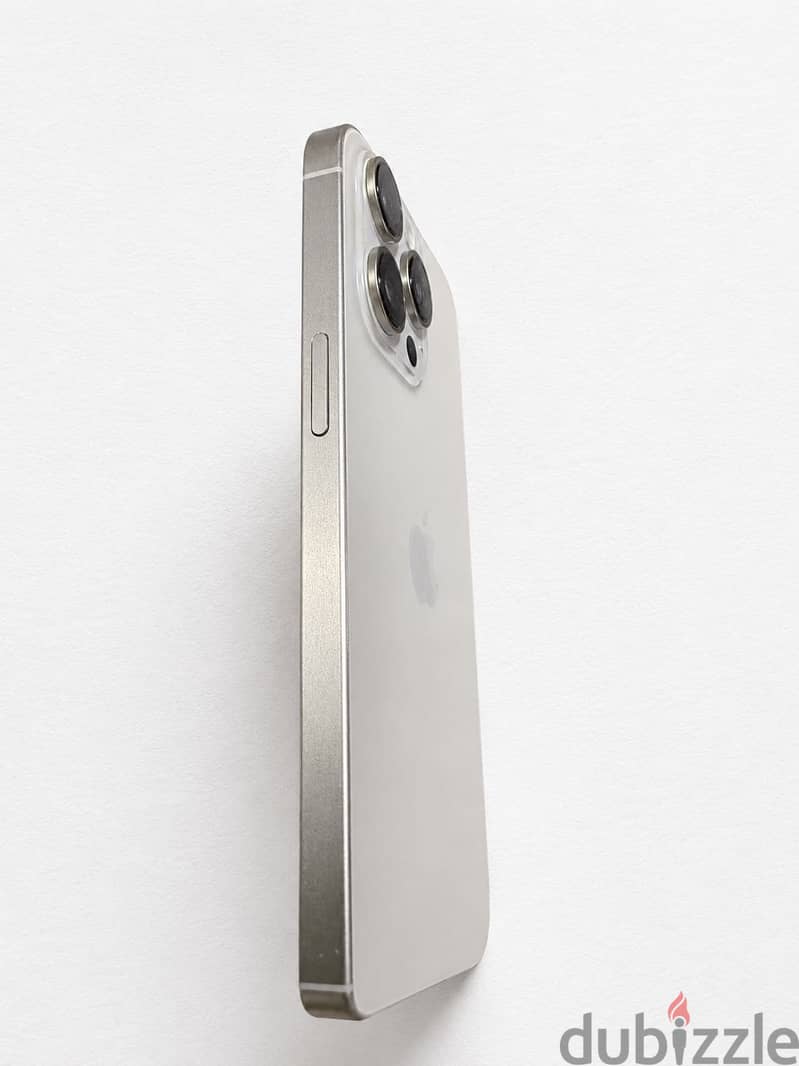 Apple - iPhone 15 Pro Max 1