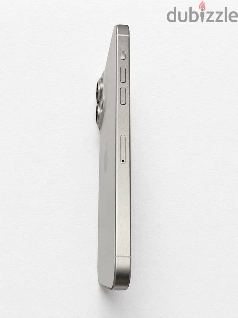 Apple - iPhone 15 Pro Max 4