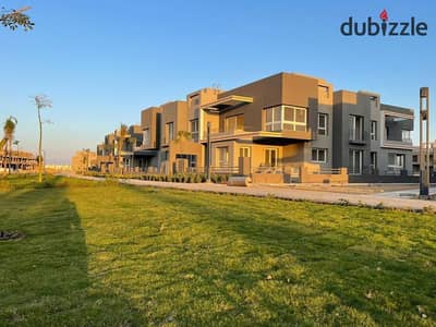 “For rent: first-occupancy unfurnished penthouse featuring a spacious private rooftop in Kayan Compound, 6th of October City. ”