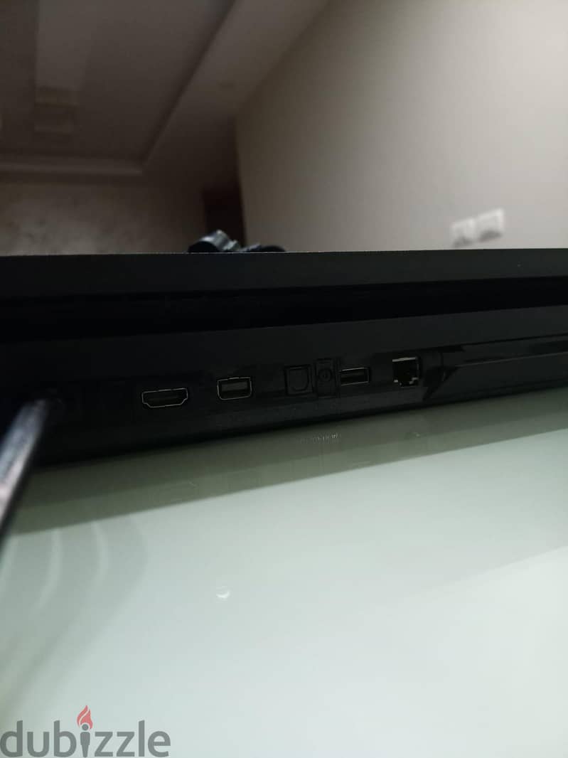 PLAYSTATION 4 PRO 2