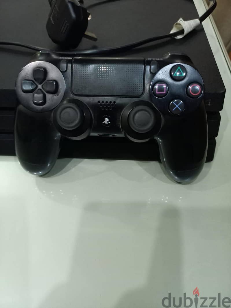 PLAYSTATION 4 PRO 3