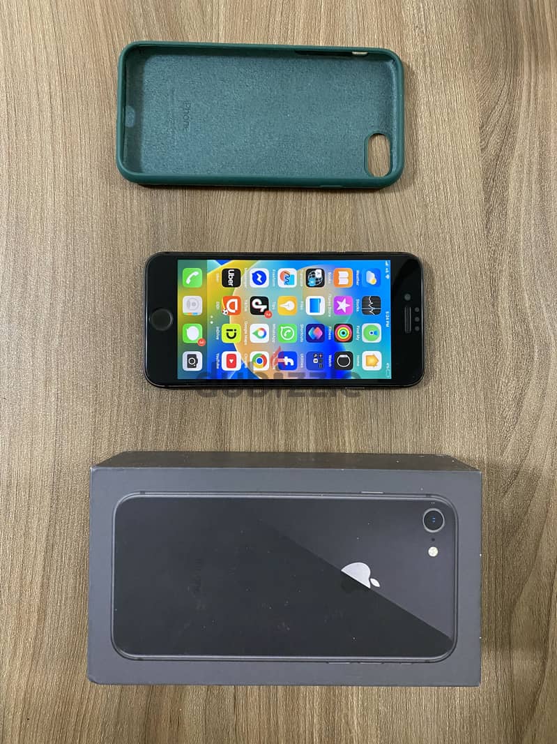 Apple - iPhone 8 2