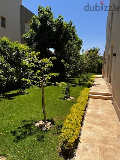Stand alone villa