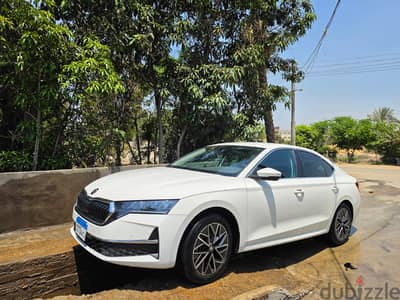 Skoda Octavia 2025 lounge 2 / سكودا أوكتافيا 2025 لاونج 2