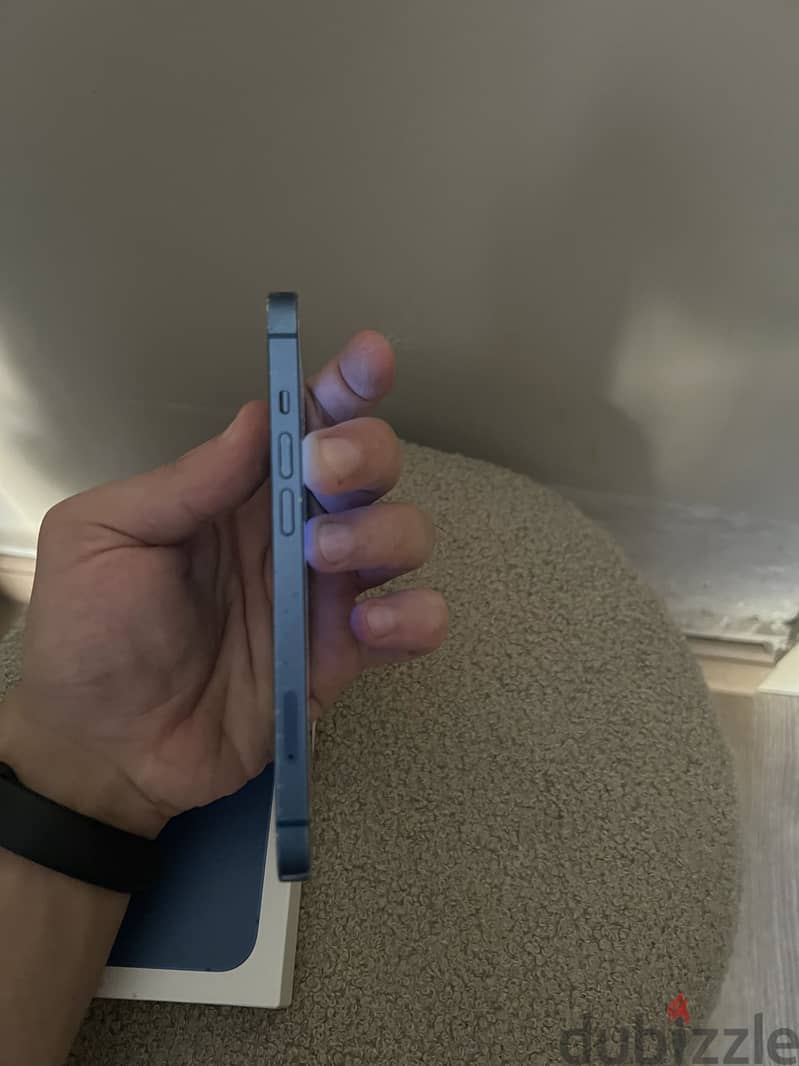 Apple - iPhone 13 4