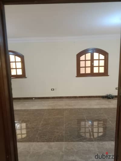 شقة للايجار المعادى الاسلكى ٣ غرف