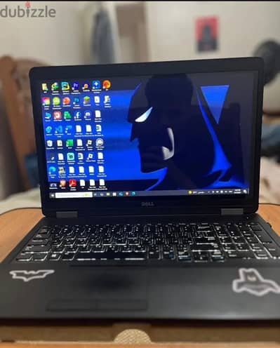 لابتوب  dell precision 3510 بحاله ممتازه ٢٥٦ جيجا و ١٦ جيجا رام
