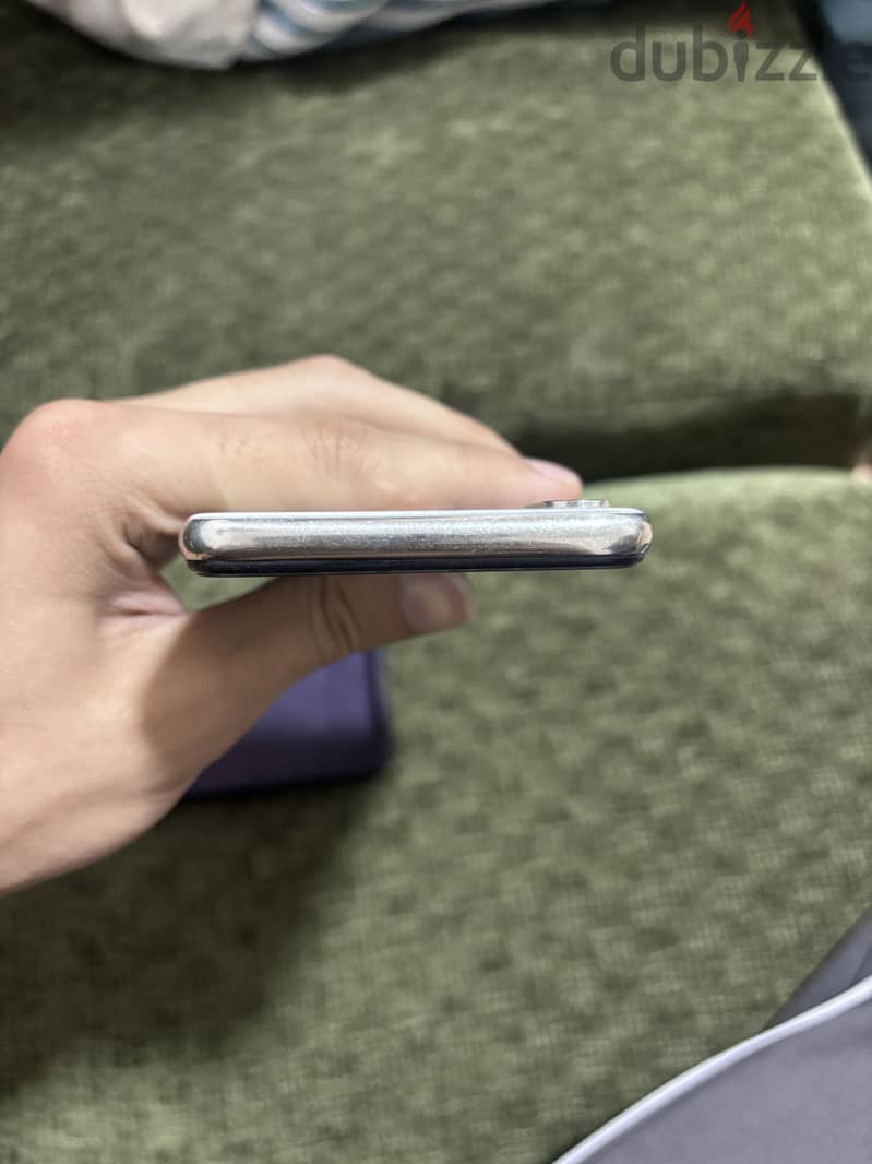 Apple - iPhone X 5