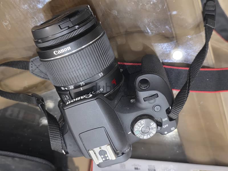 Canon 2000 D 2