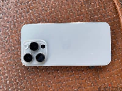 Apple - iPhone 15 Pro
