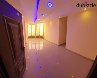 Apartment for rent in Zahraa El Maadi, El Merag City. Area: 150 sq mConsists of 3 bedrooms, reception, kitchen, and bathroomGround floor (low floor)Sup